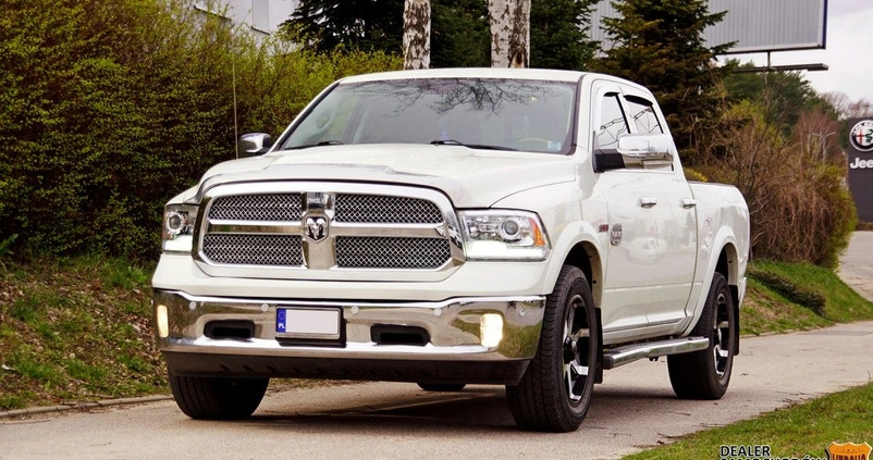 Dodge RAM cena 156210 przebieg: 189000, rok produkcji 2017 z Gdynia małe 781